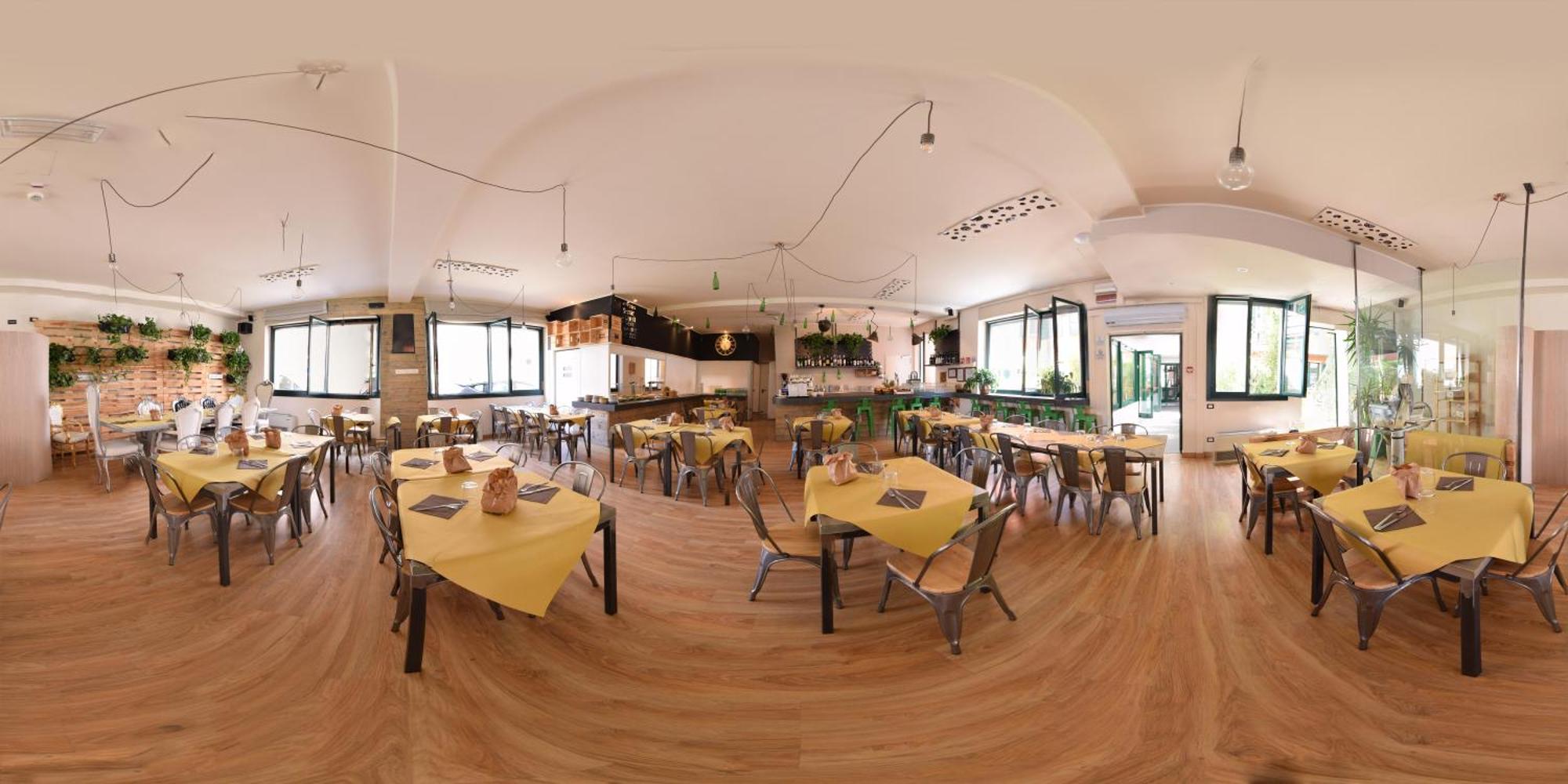 Central Hostel Bg بيرغامو المظهر الخارجي الصورة
